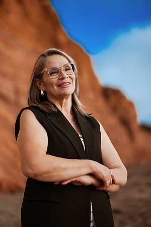 250908_edith_headshots_torrey_pines_005
