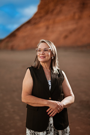 250908_edith_headshots_torrey_pines_041