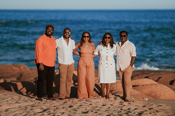 250207_Atekwana_Family_Photoshoot_018