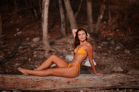 250324_Dakota_Vallarta_Photoshoot_081