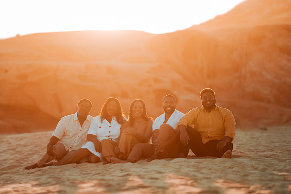 250207_Atekwana_Family_Photoshoot_044
