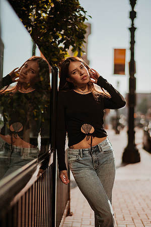 251214_tania_SD_Downtown_Photoshoot_006