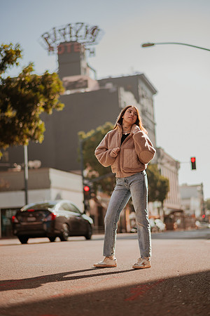 251214_tania_SD_Downtown_Photoshoot_024