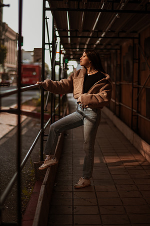 251214_tania_SD_Downtown_Photoshoot_030