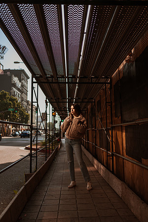251214_tania_SD_Downtown_Photoshoot_045