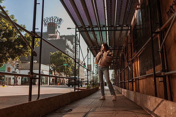 251214_tania_SD_Downtown_Photoshoot_046