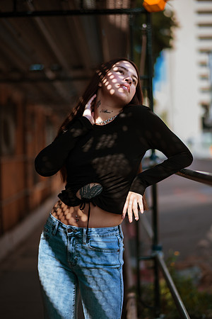 251214_tania_SD_Downtown_Photoshoot_059