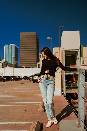 251214_tania_SD_Downtown_Photoshoot_078
