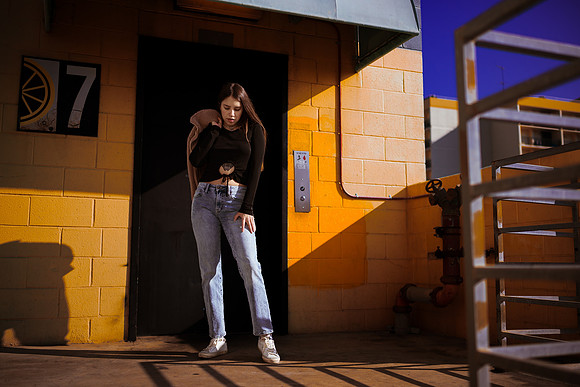 251214_tania_SD_Downtown_Photoshoot_101
