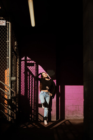 251214_tania_SD_Downtown_Photoshoot_104