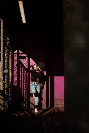 251214_tania_SD_Downtown_Photoshoot_105
