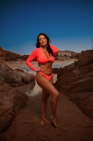 240219_Sharin_And_Dan_Photosohot_Beach_Hilton_064