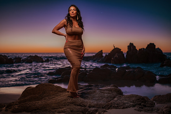 240219_Sharin_And_Dan_Photosohot_Beach_Hilton_004