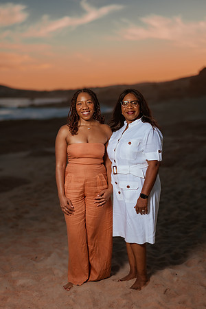 250207_Atekwana_Family_Photoshoot_173