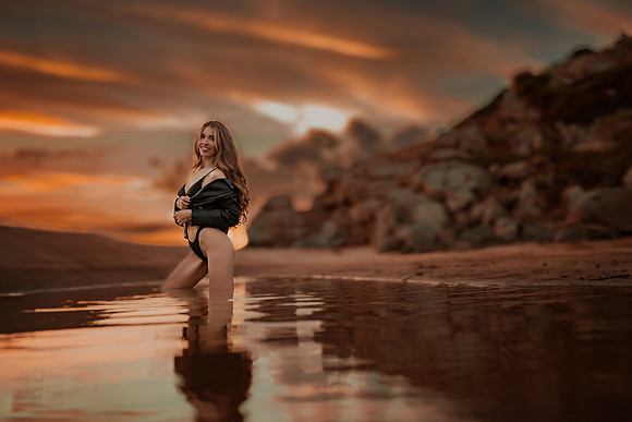 231213_Mell_Robledo_Winter_Beach_Photoshoot_200