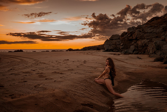231213_Mell_Robledo_Winter_Beach_Photoshoot_228