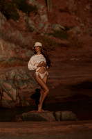 231213_Mell_Robledo_Winter_Beach_Photoshoot_017