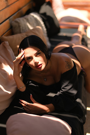 260512_Milena_raws_353