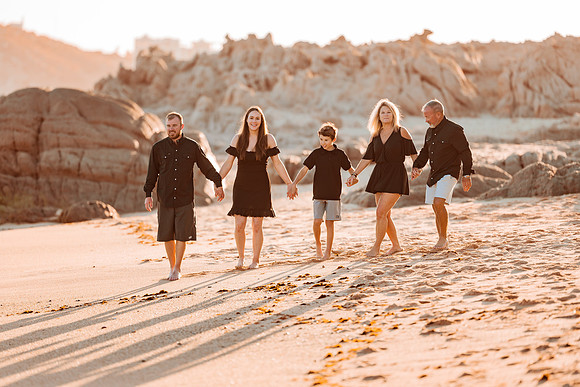 241230_Norris_Family_photoshoot_076