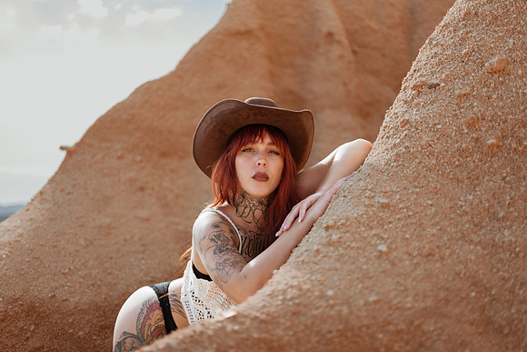 260615_Ixza_Torres_desert_Photoshoot_025