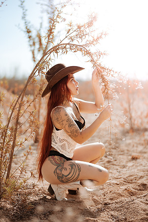 260615_Ixza_Torres_desert_Photoshoot_054