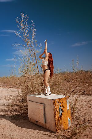 260615_Ixza_Torres_desert_Photoshoot_082