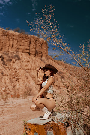 260615_Ixza_Torres_desert_Photoshoot_089