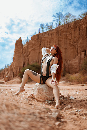 260615_Ixza_Torres_desert_Photoshoot_168