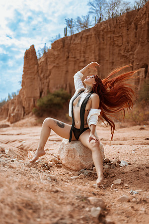 260615_Ixza_Torres_desert_Photoshoot_173