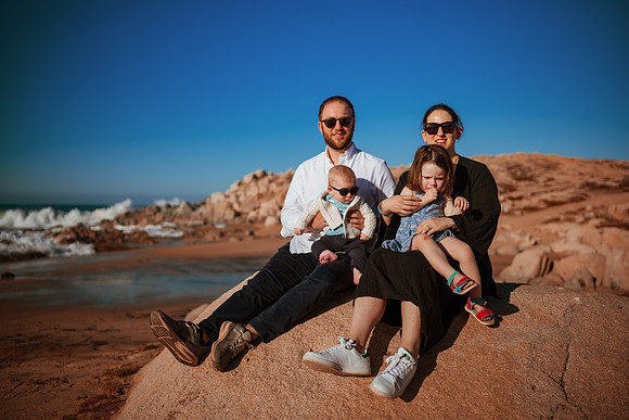 241230_Livingstones_Family_photoshoot_069