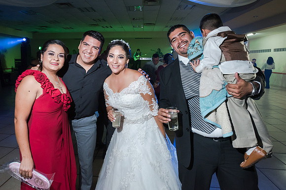 171223_Selma_Y_Sinhue_Boda_640