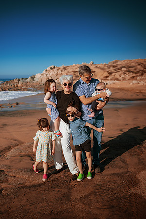 241230_Livingstones_Family_photoshoot_102