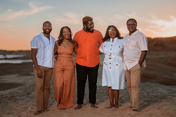 250207_Atekwana_Family_Photoshoot_164