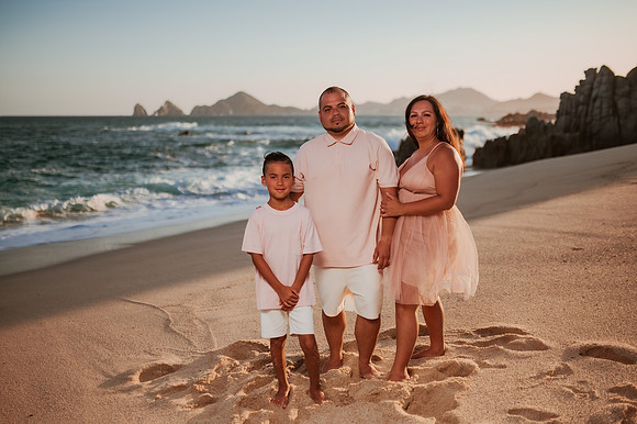 230802_Fregoso_Family_Cabo_Photoshoot_042