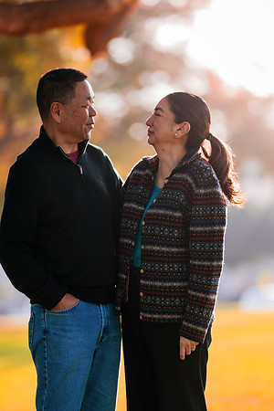 241208_Mahs_Christmas_Family_Balboa_Park_045
