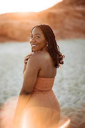 250207_Atekwana_Family_Photoshoot_089
