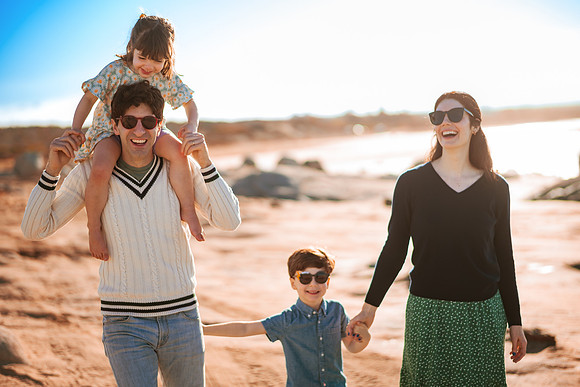 241230_Livingstones_Family_photoshoot_043