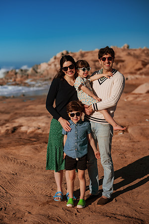 241230_Livingstones_Family_photoshoot_023
