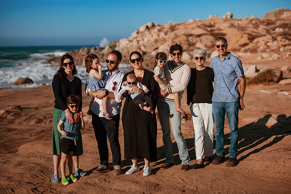 241230_Livingstones_Family_photoshoot_019