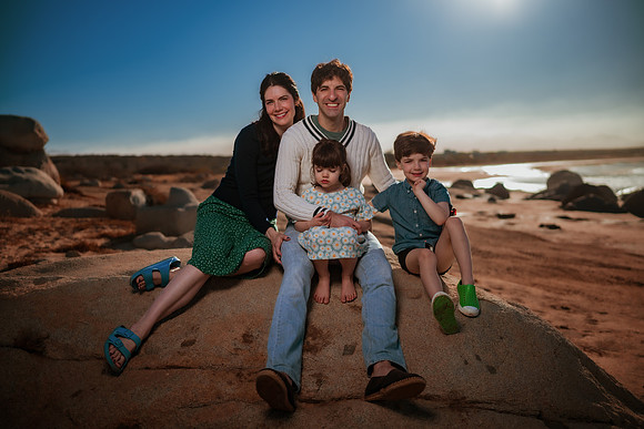 241230_Livingstones_Family_photoshoot_057