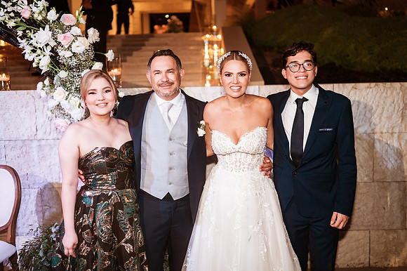Blanca y Giovanni Boda Costa Baja