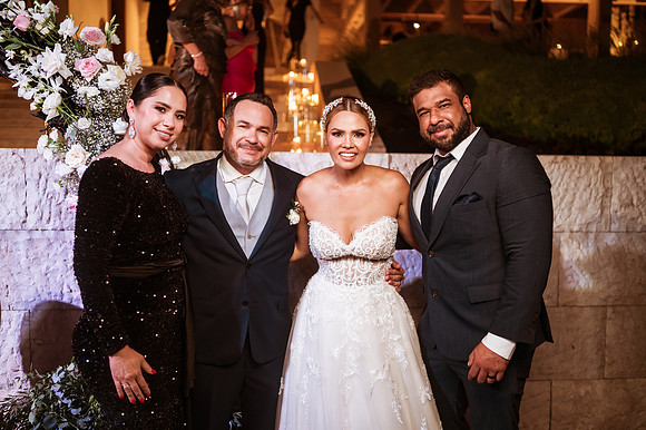 Blanca y Giovanni Boda Costa Baja