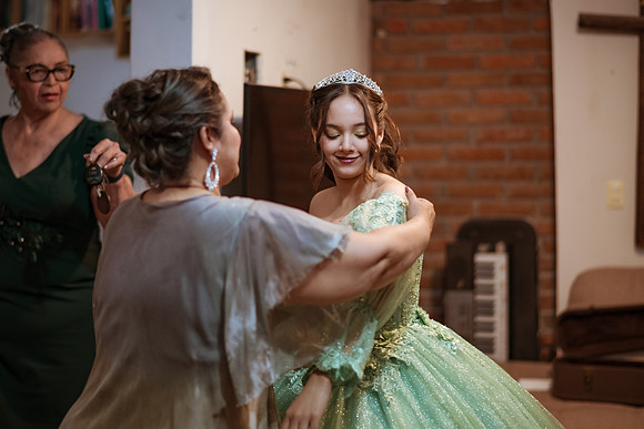 241221_Sofia_Elizabeth_XV_Evento_074