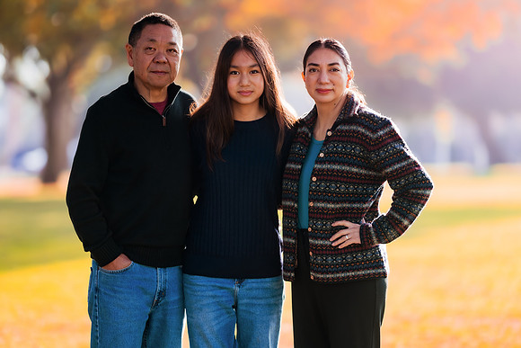 241208_Mahs_Christmas_Family_Balboa_Park_033