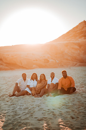 250207_Atekwana_Family_Photoshoot_042