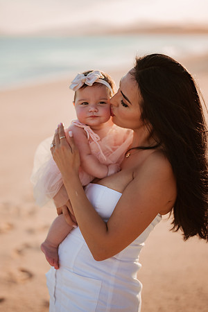 240924_Victorias_6MO_Shoot_110