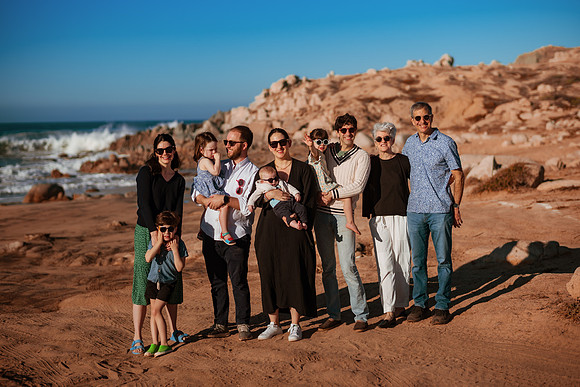 241230_Livingstones_Family_photoshoot_016