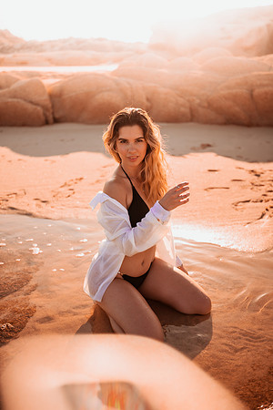 240722_Estef_Jauregui_Beach_Photoshoot_102