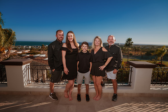 241230_Norris_Family_photoshoot_028