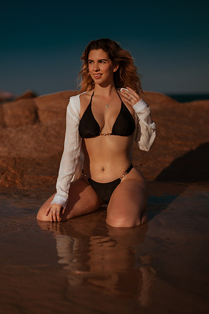 240722_Estef_Jauregui_Beach_Photoshoot_081